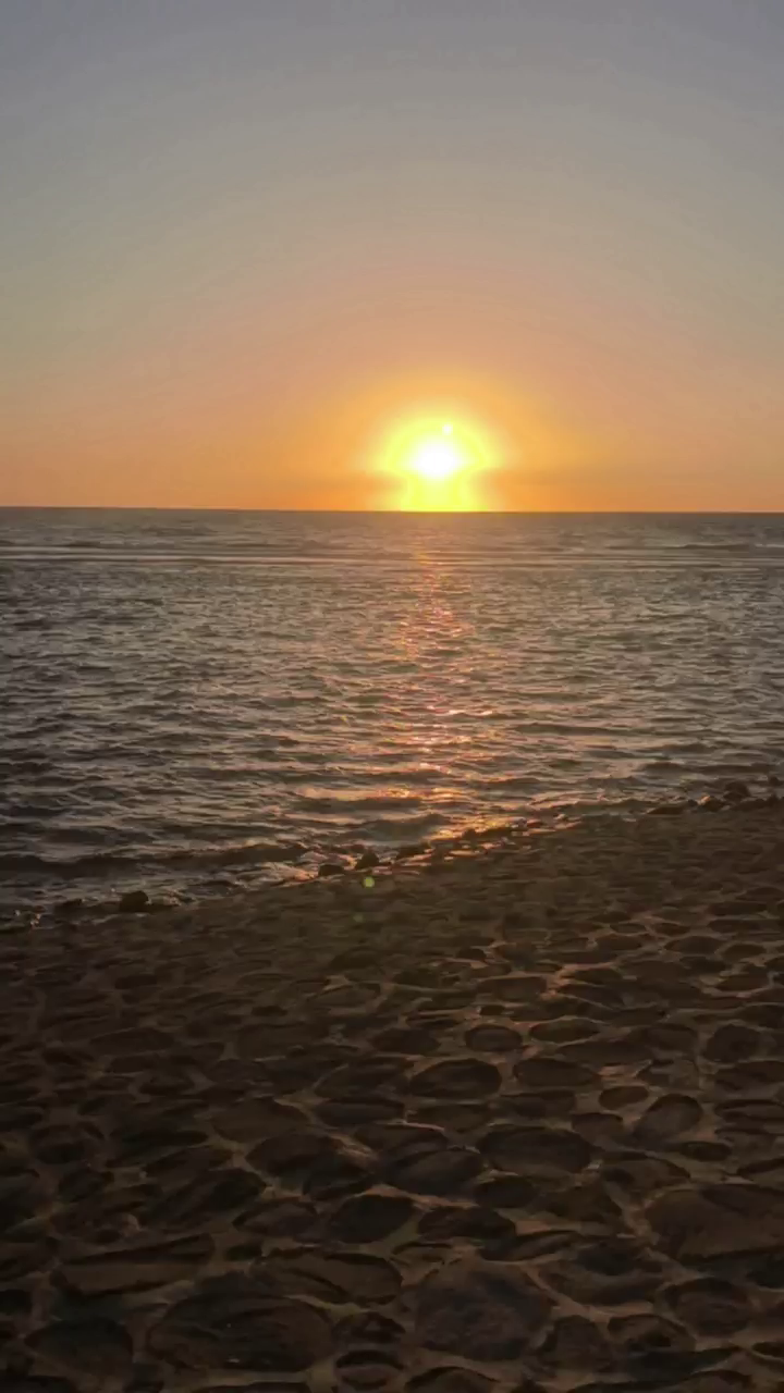 مِن أمـام البحر الأحمر&nbsp;